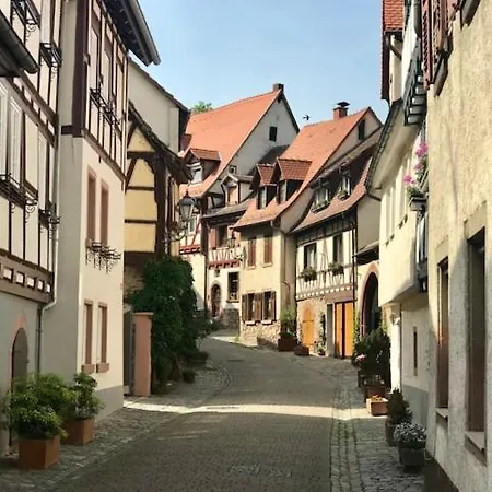 Turmwohnung Buedinger Hof *
